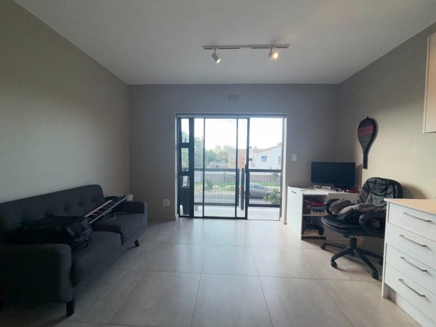  Bedroom Property for Sale in Table View Western Cape